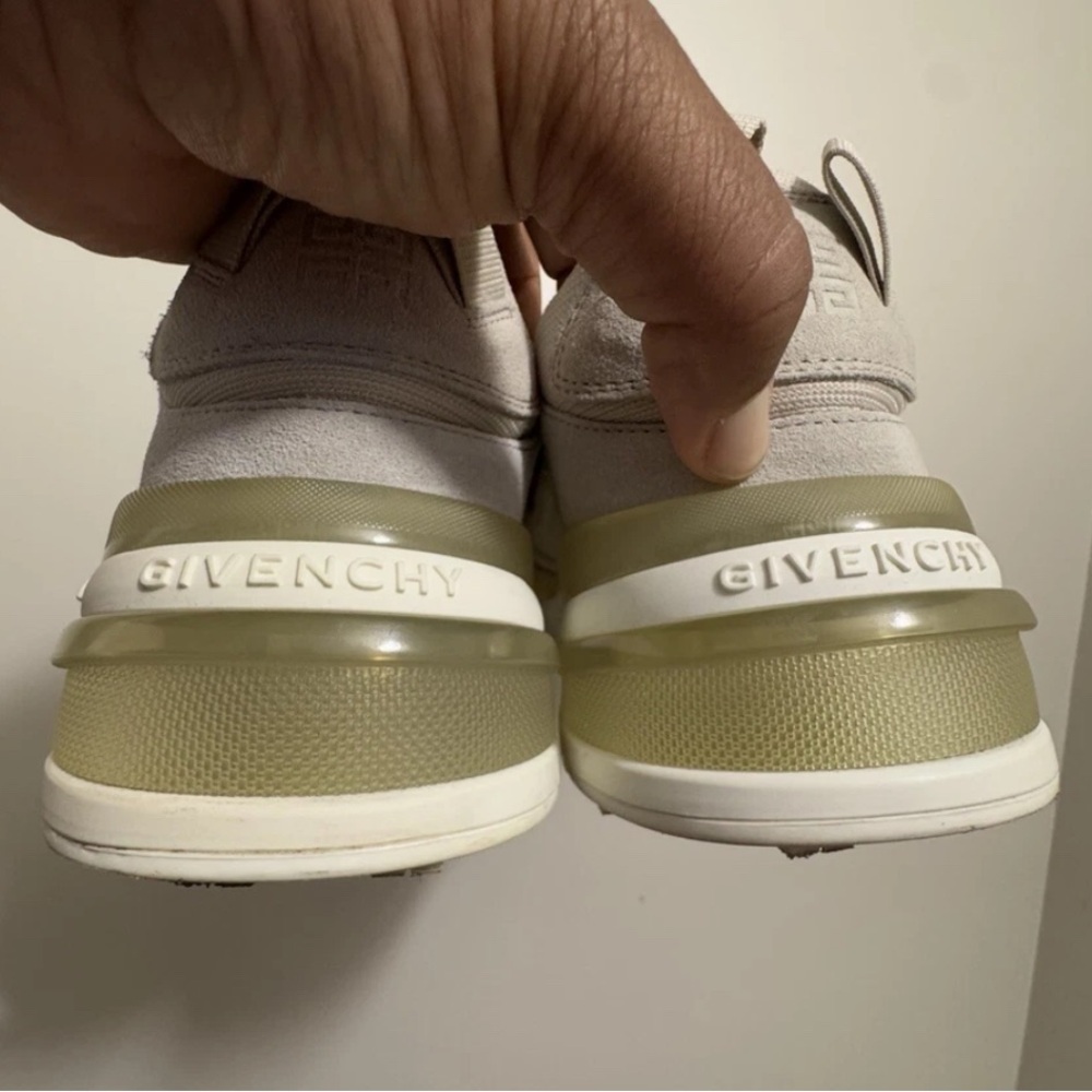 Givenchy GIV 1 Light Sneakers in Cream - Picture 8 of 9